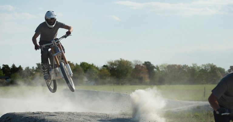 Kalk E-Bike: Xe điện đa địa hình hiệu suất cao dành cho phượt thủ