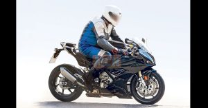 BMW S1000RR 2019 lộ thông số chi tiết khiến đổi thủ e sợ