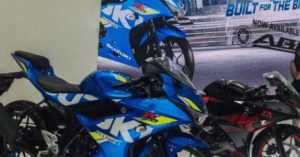 Suzuki GSX-R150 ABS lên kệ giá 51,8 triệu đồng hấp dẫn biker