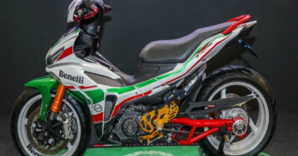 Ngắm Benelli RFS150iLE độ hàng khủng, vua côn tay Exciter choáng váng