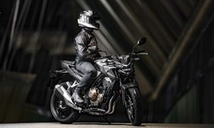 Honda CB500F mới giá 175 triệu tại Việt Nam