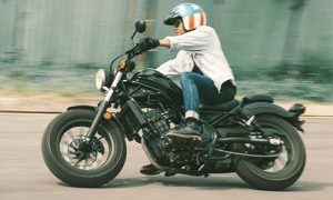Biker mới có nên mua Honda Rebel 300 giá 125 triệu đồng