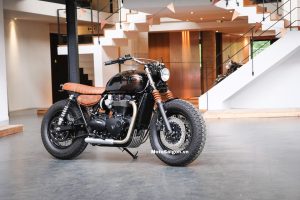 Triumph Bonneville T120 độ Tracker cực chất