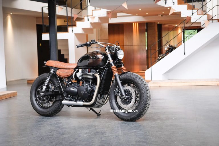 Triumph Bonneville T120 độ Tracker cực chất