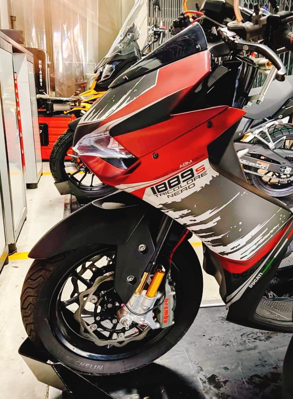 Ngắm Yamaha Nouvo độ phong cách Ducati Panigale ảnh 3