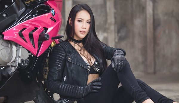 Annie Pisit Sirinukul – Bóng hồng yêu moto đến từ Chiang Mai