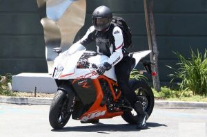 Đồ bảo hộ moto bắt buộc: An toàn là trên hết