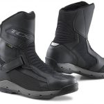 Giày moto: nên chọn cổ cao hay cổ thấp để tối ưu an toàn?