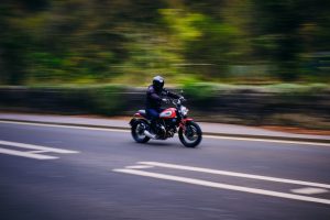 Cách chọn xe moto cho người mới chơi: hướng dẫn từ a-z