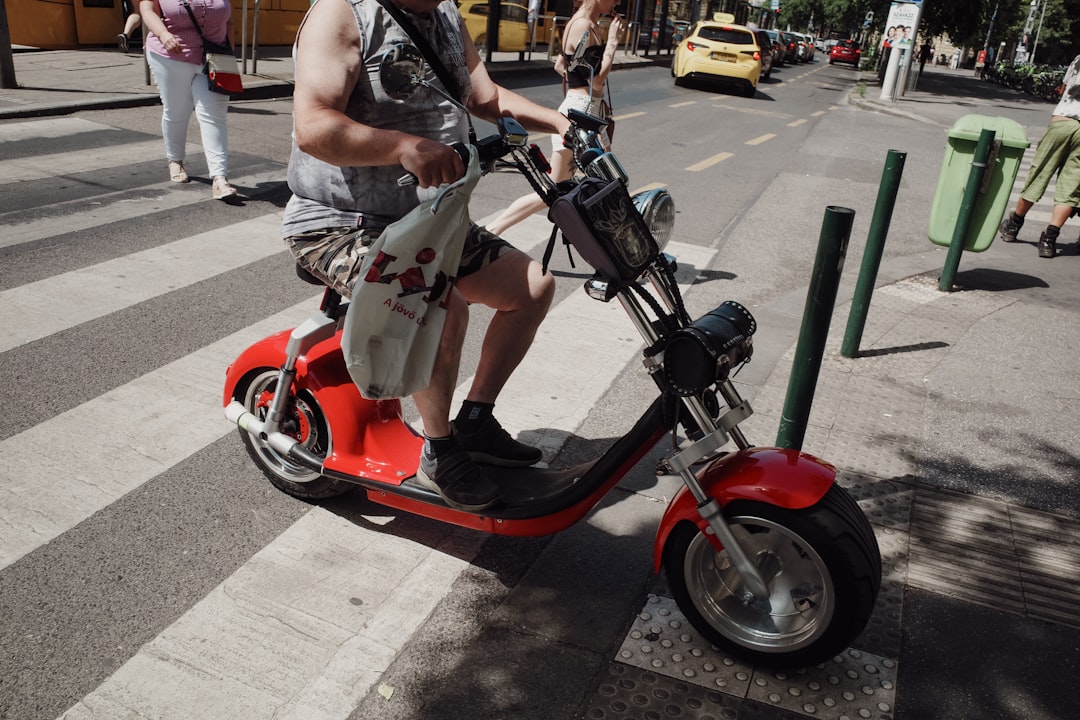 Bí kíp sạc và bảo dưỡng xe điện giúp pin trâu hơn chạy xa hơn