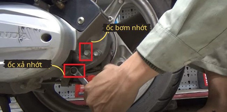 vị trí ốc nhớt láp xe ga vị trí ốc nhớt láp xe ga