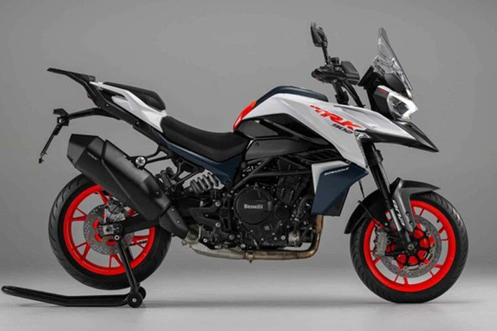 Benelli TRK 902 Stradale màu đỏ