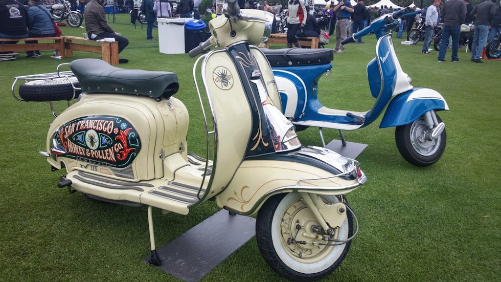 Dàn xe mô tô cổ điển