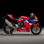 CBR1000RR-R Dean Harrison: Huyền thoại TT trong garage