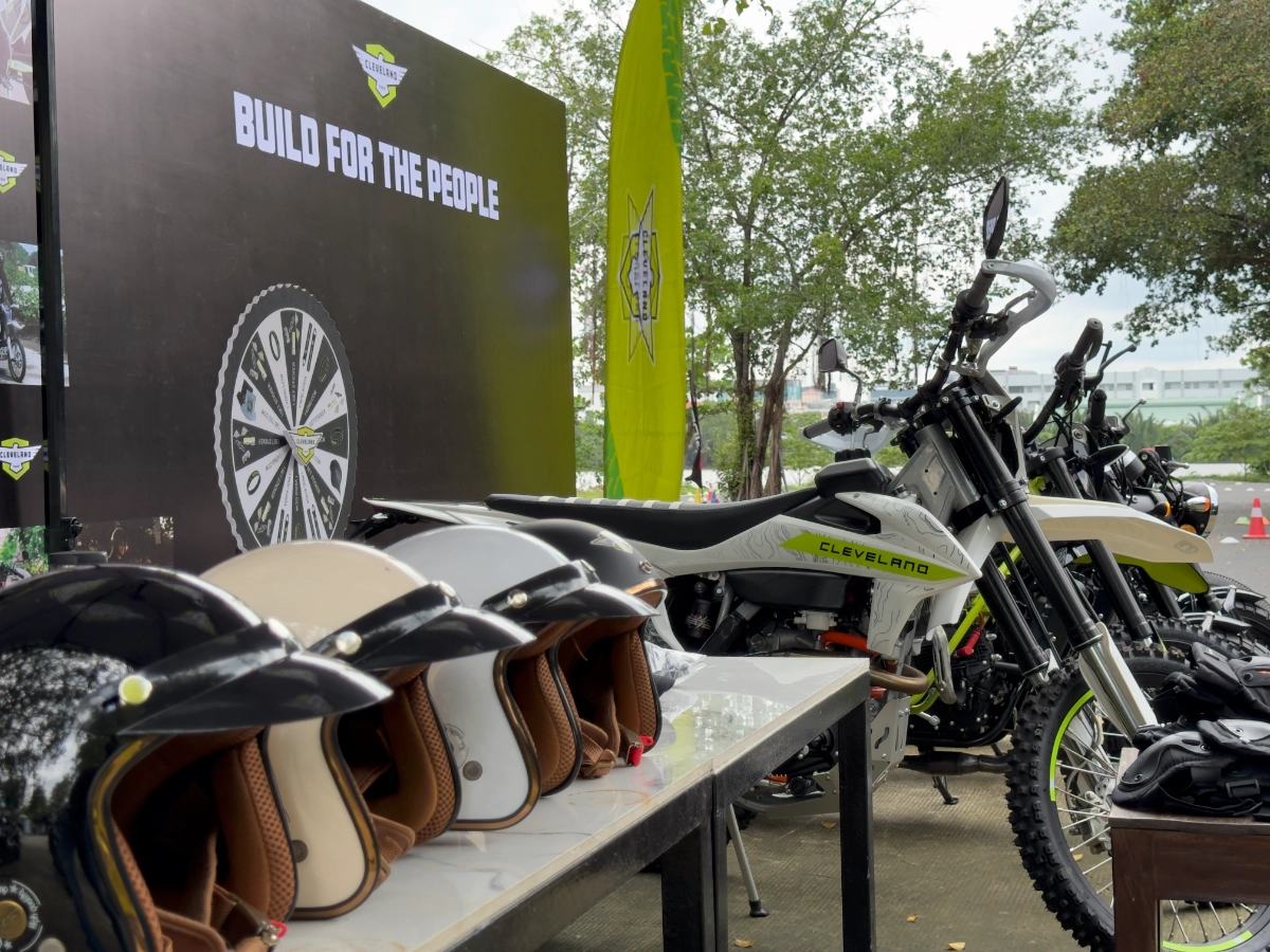 Biker trang bị đầy đủ