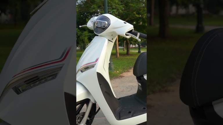 đánh giá xe máy điện 2024
