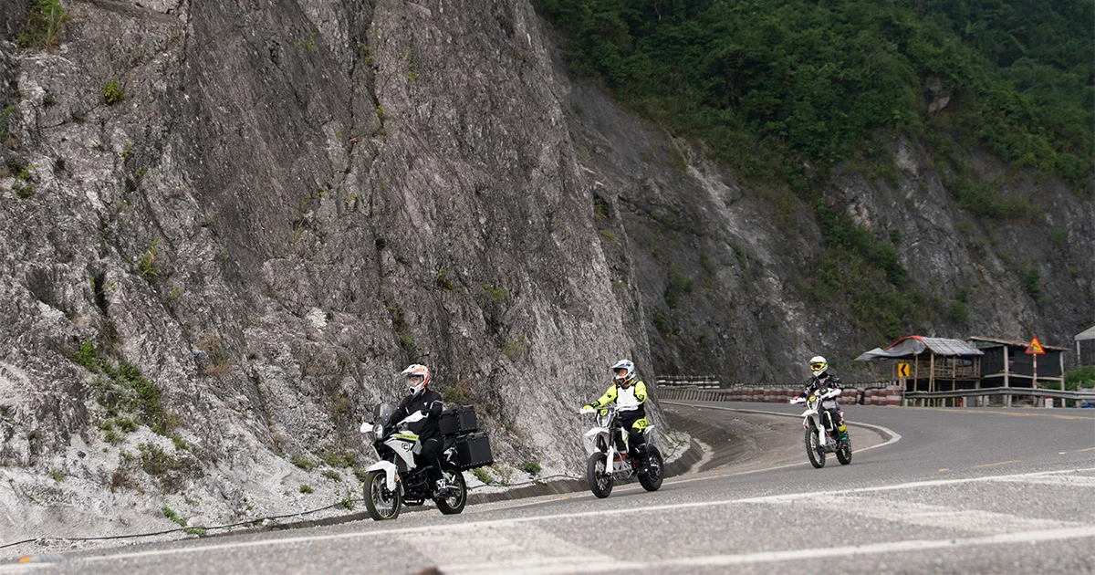 đoàn xe phượt trên đèo đoàn xe phượt trên đèo