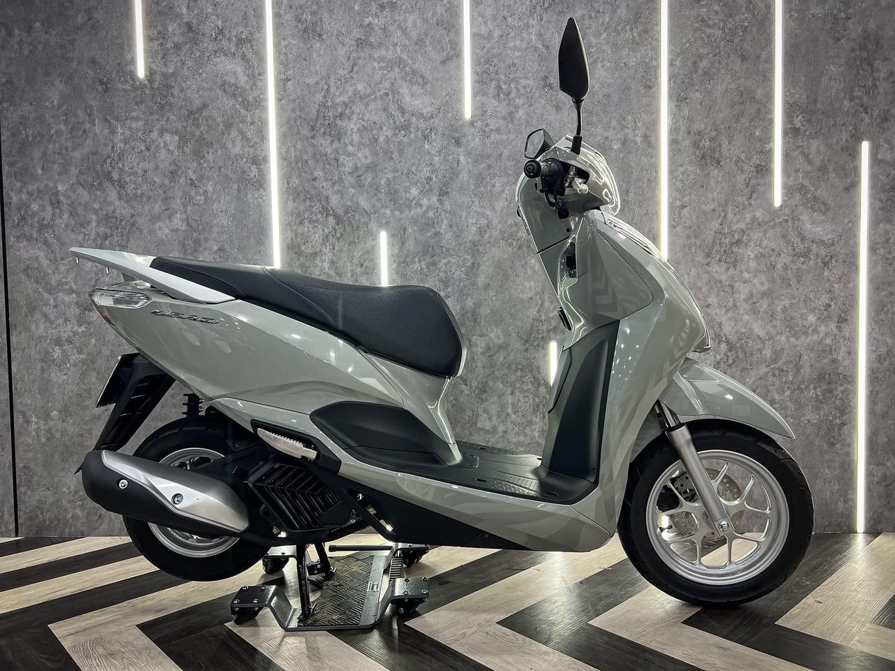 Honda Lead 2023 màu trắng Honda Lead 2023 màu trắng