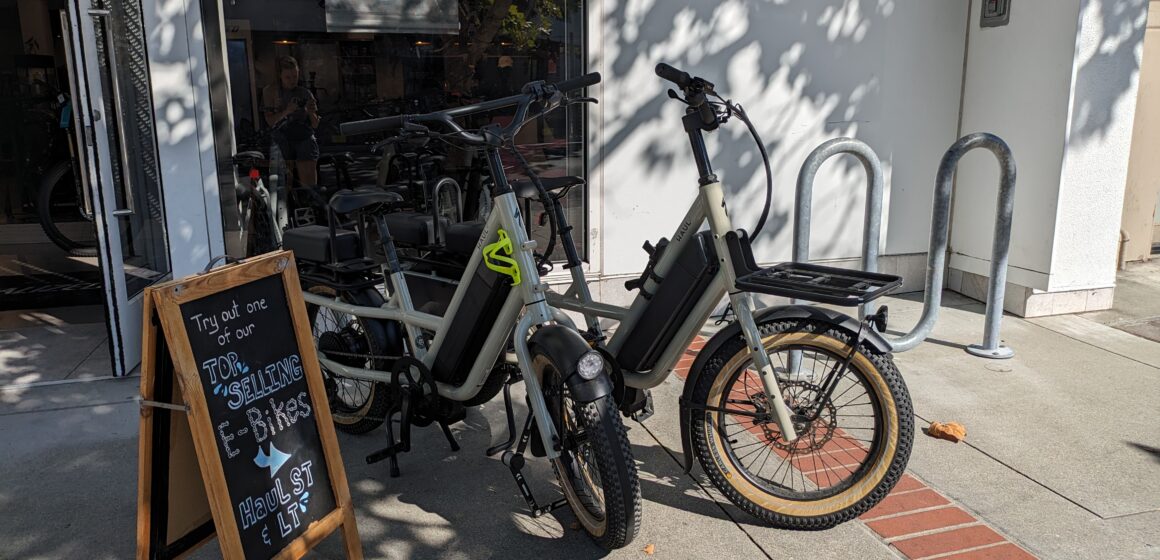 Xe máy điện trưng bày Xe máy điện trưng bày