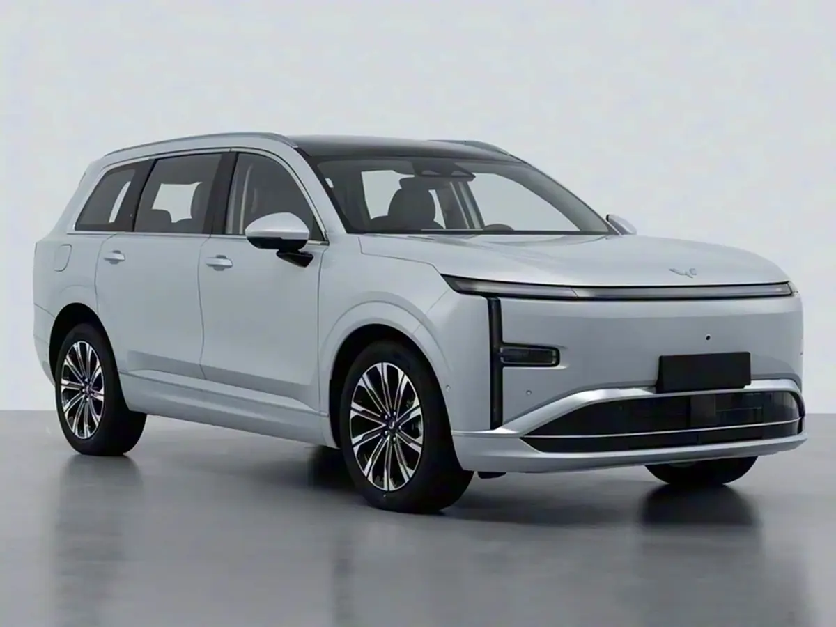 Dòng xe Hongqi đa dạng