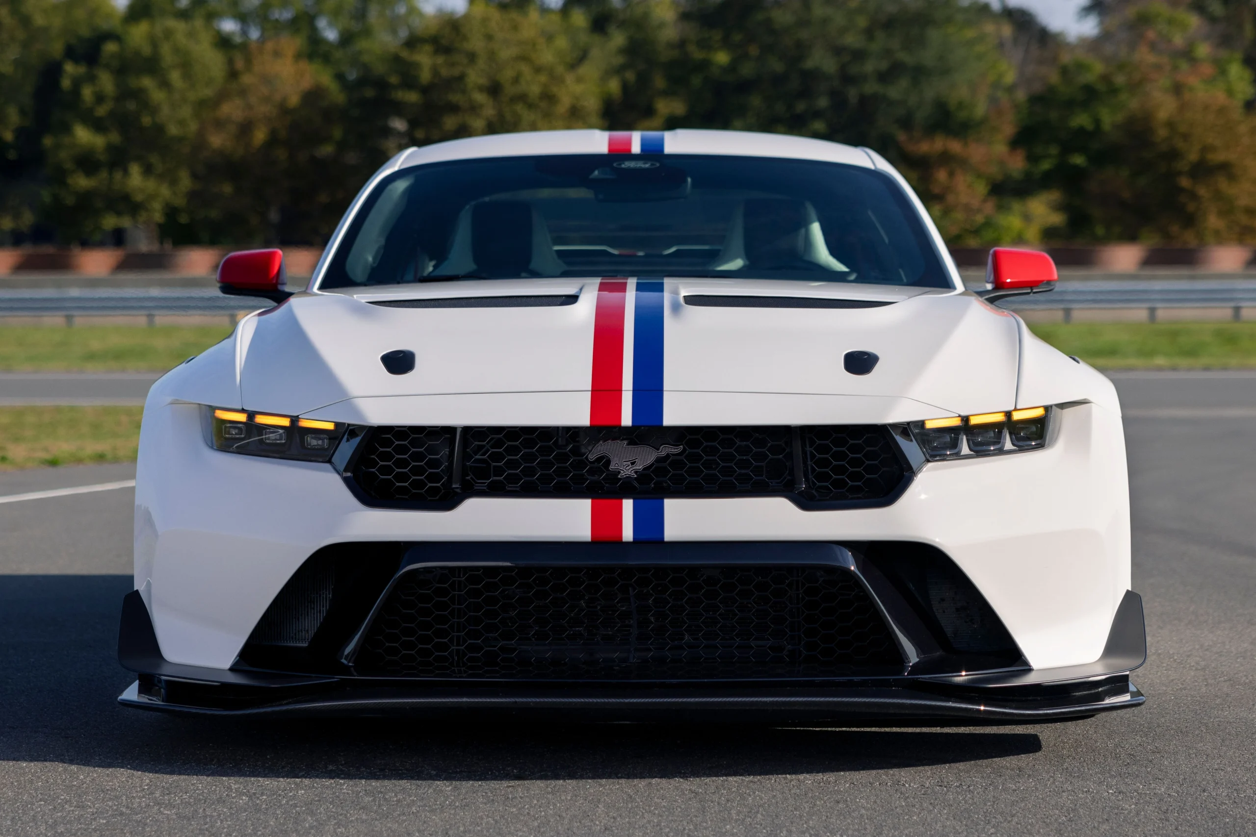 Ford Mustang Eleanor huyền thoại