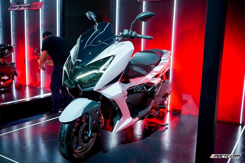 Honda SH Air Blade đối thủ